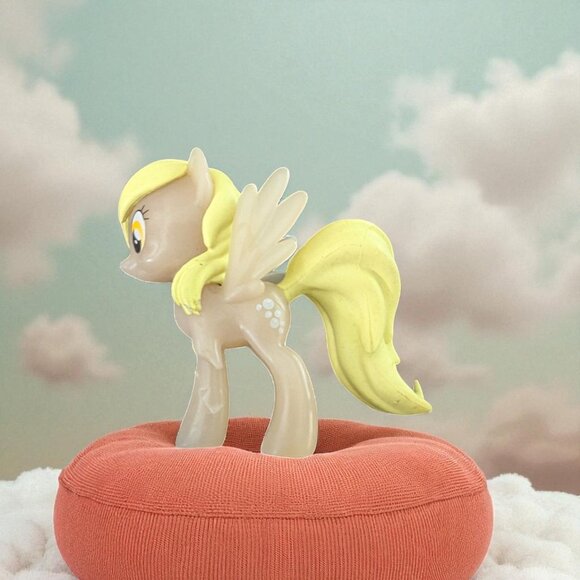 Funko My Little Pony Derpy Glow In The Dark Figurine - Picture 1 of 3